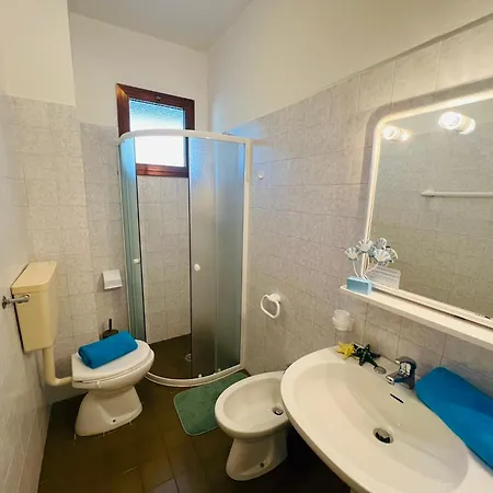 Azzurra 公寓 比比翁